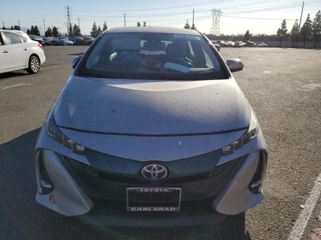 JTDKARFP6H3064567 - 2017 TOYOTA PRIUS PRIM SILVER photo 5