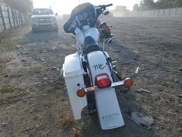 1HD1FCW155Y628311 - 2005 HARLEY-DAVIDSON FLHTCUI Ақ фото 4