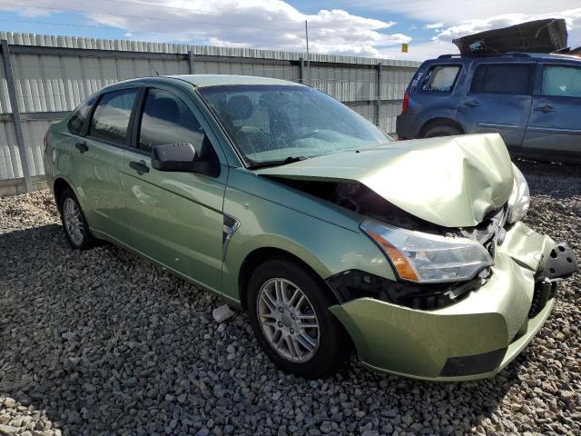 1FAHP35N68W182726 - 2008 FORD FOCUS SE GREEN photo 4