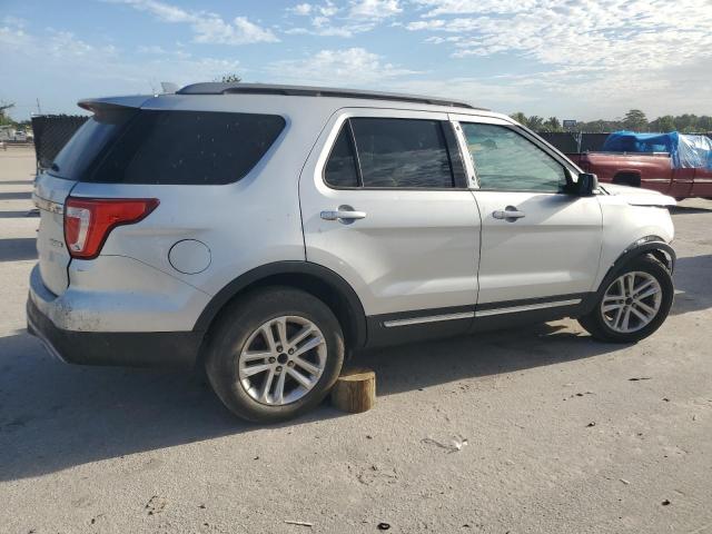 1FM5K7DHXHGC03260 - 2017 FORD EXPLORER XLT 银色 照片 3