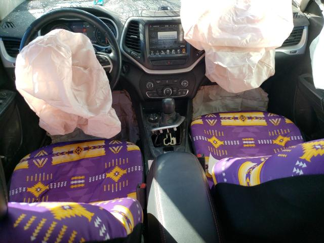 1C4PJMBB0HW515140 - 2017 JEEP CHEROKEE TRAILHAWK GRAY photo 8