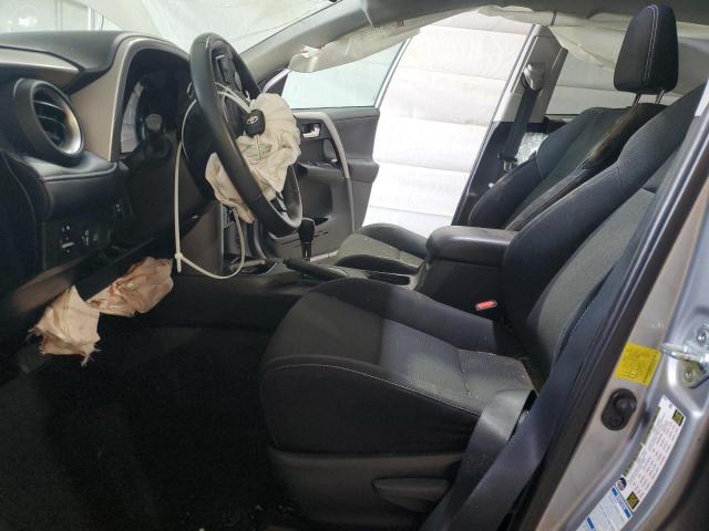 2T3RFREV3HW602039 - 2017 TOYOTA RAV4 XLE SILVER photo 7