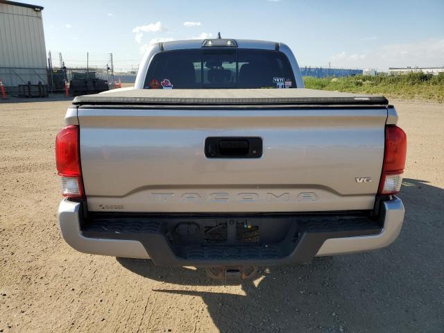 5TFCZ5AN9HX055267 - 2017 TOYOTA TACOMA DOUBLE CAB 银色 照片 6