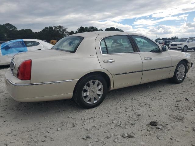 1LNHM83W73Y647728 - 2003 LINCOLN TOWN CARTIER BEIGE photo 3