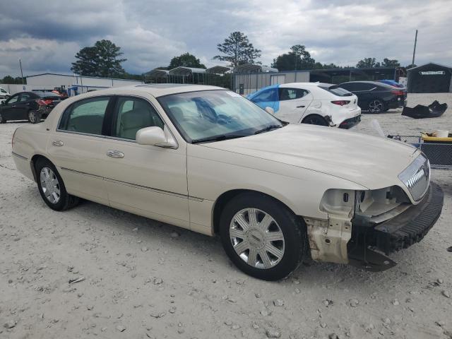 1LNHM83W73Y647728 - 2003 LINCOLN TOWN CARTIER BEIGE photo 4