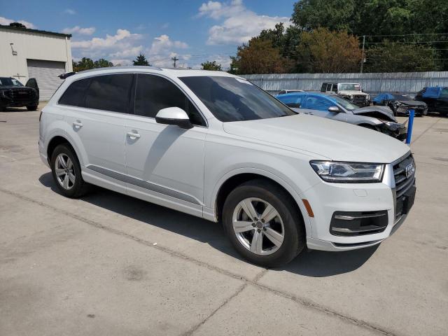 WA1LHAF71HD055135 - 2017 AUDI Q7 PREMIUM PLUS WHITE photo 4