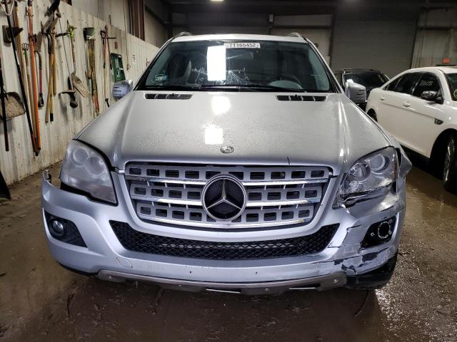 4JGBB8GB9BA649006 - 2011 MERCEDES-BENZ ML 350 4MATIC SILVER photo 5