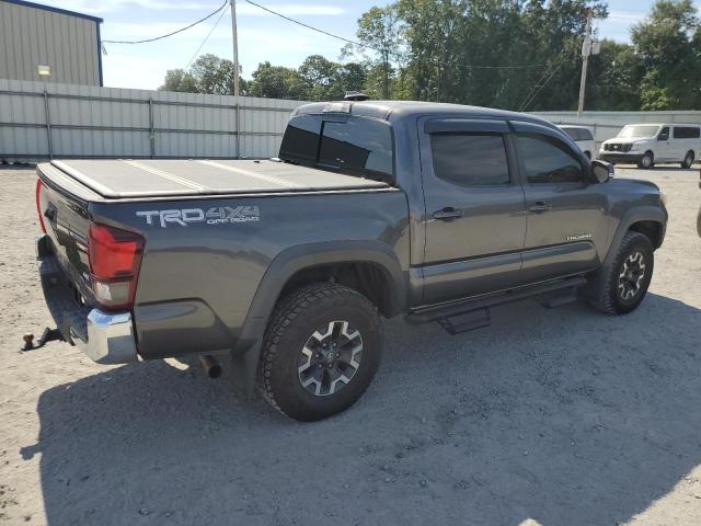 5TFCZ5AN4JX157890 - 2018 TOYOTA TACOMA DOUBLE CAB Gris foto 3