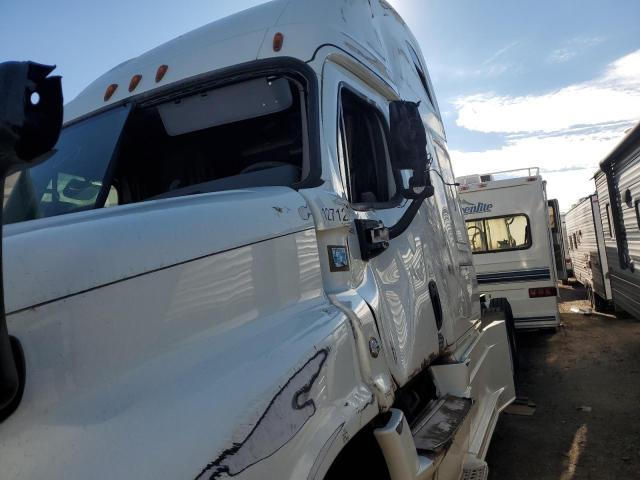 3AKJGLD50GSGX1359 - 2016 FREIGHTLINER CASCADIA WHITE photo 9