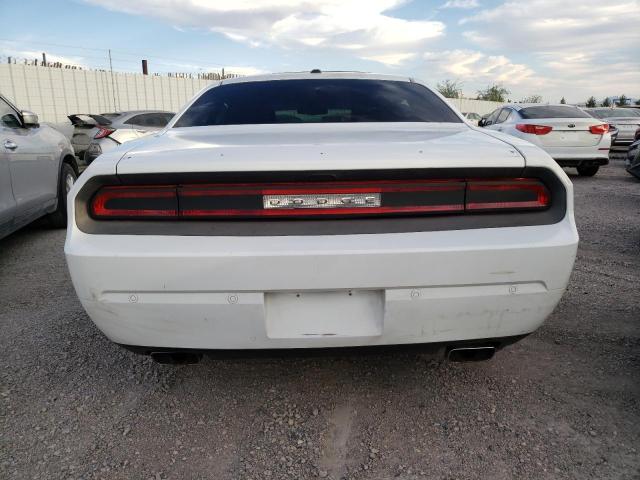 2C3CDYAG6EH233125 - 2014 DODGE CHALLENGER SXT WHITE photo 6