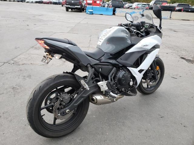 JKAEXEJ14JDA02993 - 2018 KAWASAKI EX650 J 黑色 照片 4