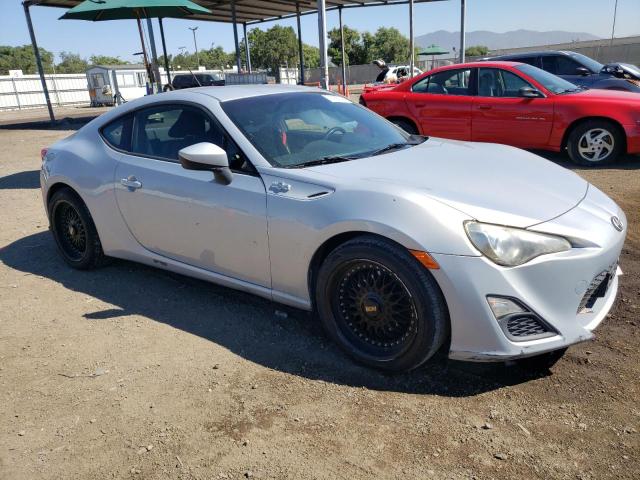 JF1ZNAA14D2729219 - 2013 TOYOTA SCION FR-S ნაცრისფერი ფოტო 4