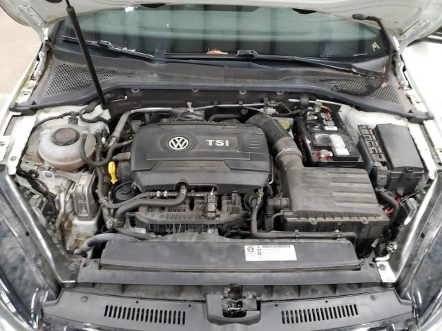 3VW547AU7JM285991 - 2018 VOLKSWAGEN GTI S WHITE photo 11