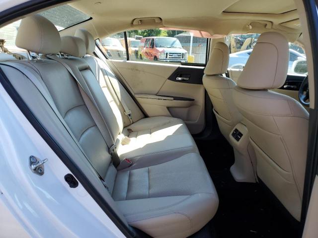 1HGCR3F8XHA039977 - 2017 HONDA ACCORD EXL WHITE photo 10