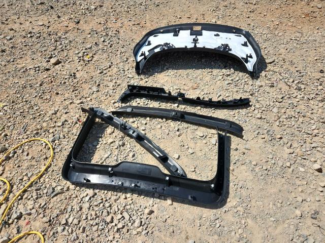 7SAYGDEE3SF295788 - 2025 TESLA MODEL Y Ақ фото 12