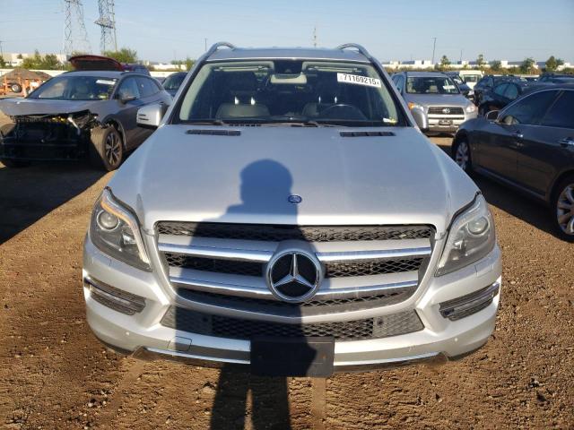 4JGDF7CE9DA256018 - 2013 MERZ GL 450 4MATIC 银色 照片 5