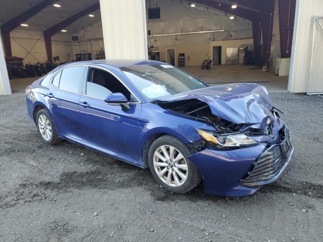 4T1B11HK0JU613615 - 2018 TOYOTA CAMRY L BLUE photo 4