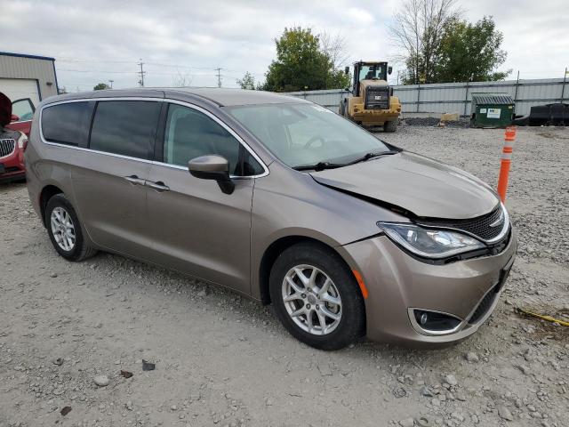 2C4RC1BG4HR821683 - 2017 CHRYSLER PACIFICA TOURING L TAN photo 4