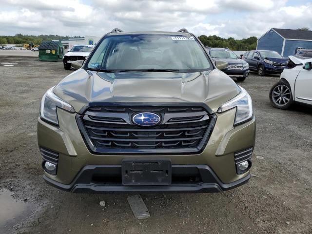 JF2SKAPC1PH486114 - 2023 SUBARU FORESTER LIMITED GREEN photo 5