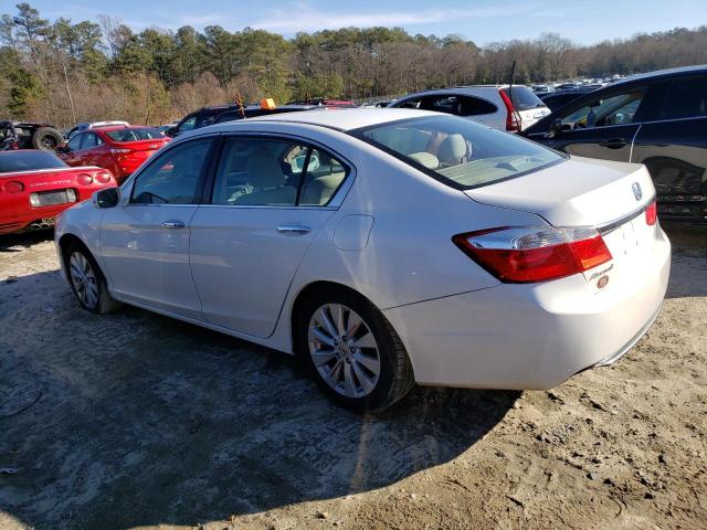 1HGCR2F72FA210462 - 2015 HONDA ACCORD EX WHITE photo 2