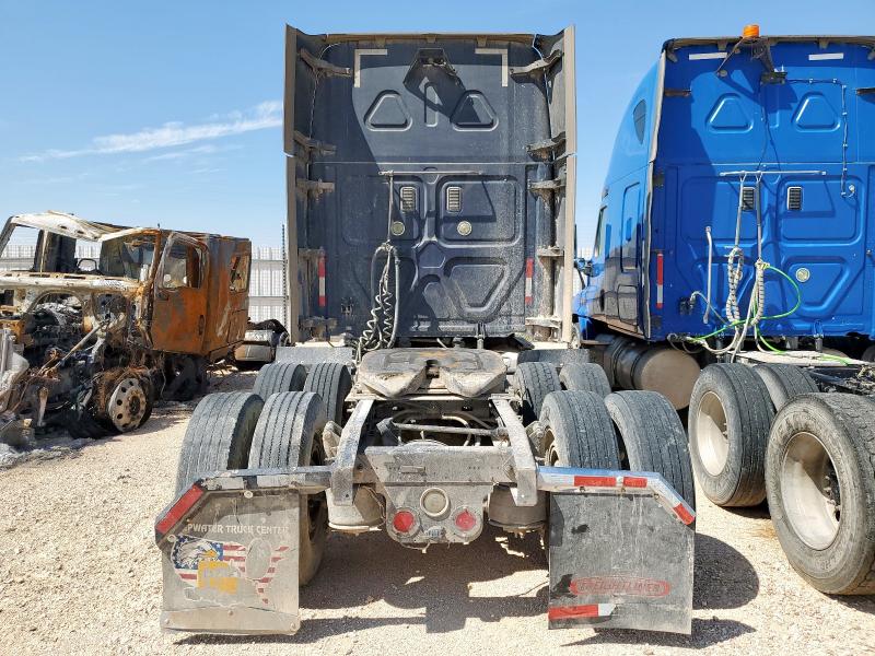 3AKJGLD54GSHG4865 - 2016 FREIGHTLINER CASCADIA 1 Mavi foto 6