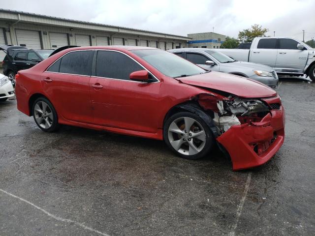 4T1BK1FK5DU529715 - 2013 TOYOTA CAMRY SE 勃艮第红 照片 4