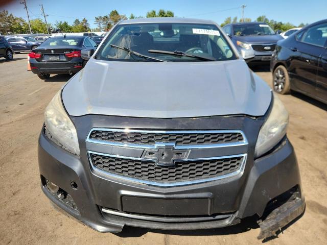 1G11D5RR8DF103802 - 2013 CHEVROLET MALIBU 1LT SILVER photo 5