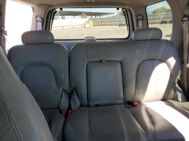 1FMRU1565YLB51551 - 2000 FORD EXPEDITION XLT WHITE photo 10