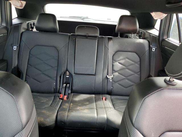 1V2HE2CA4RC232647 - 2024 VOLKSWAGEN ATLAS CROS SE SILVER photo 10