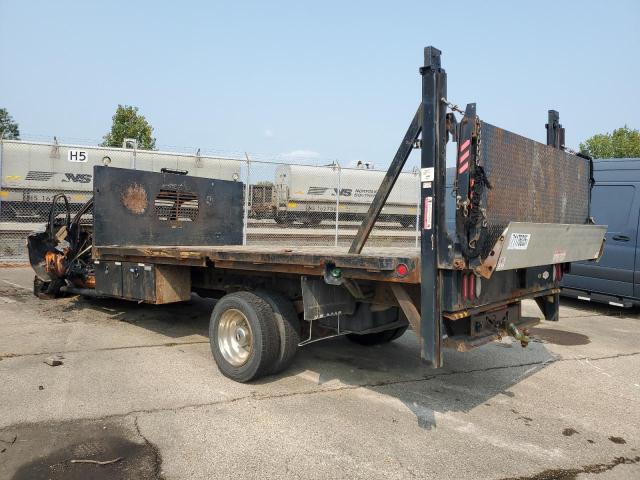 3C7WRMDL5JG174528 - 2018 RAM 5500 Spalony zdjęcie 3