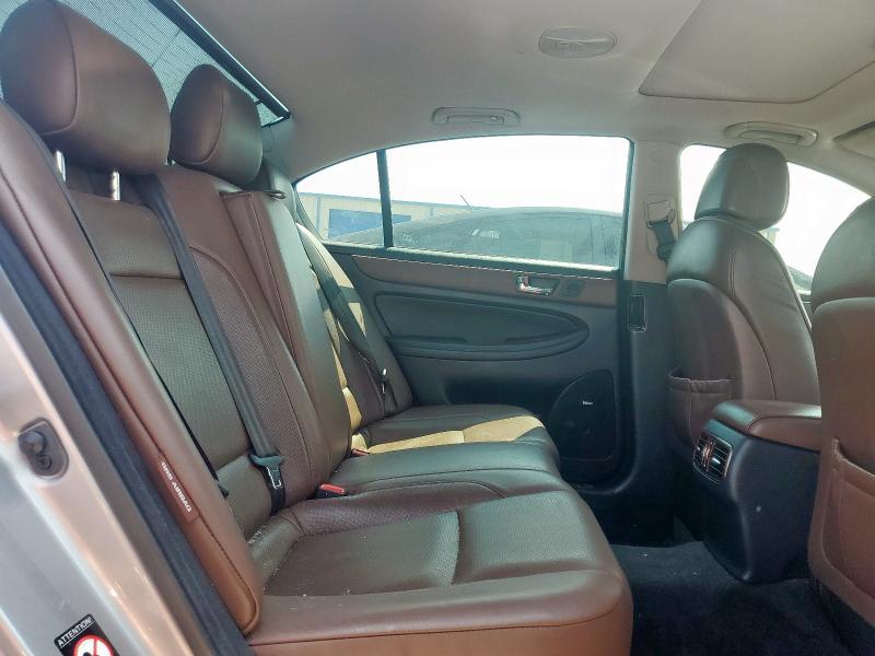 KMHGC46E09U046719 - 2009 HYUNDAI GENESIS 3.8L 银色 照片 10