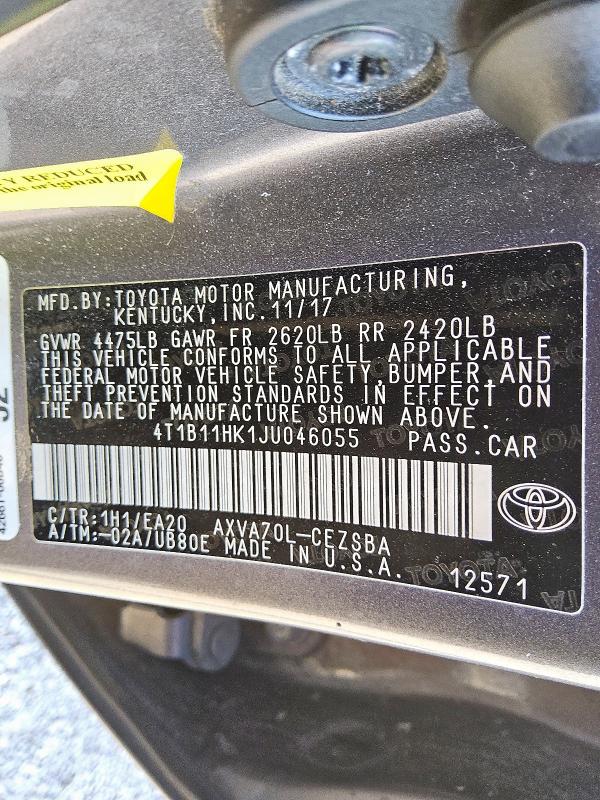 4T1B11HK1JU046055 - 2018 TOYOTA CAMRY L GRAY photo 12