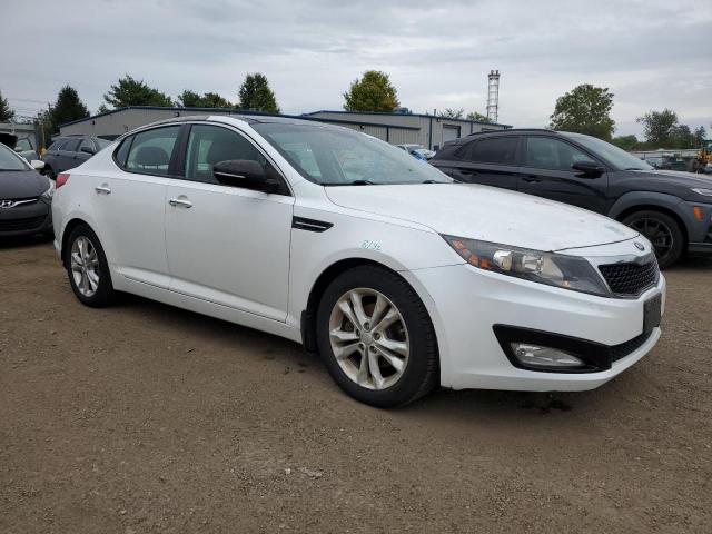 5XXGN4A74DG185371 - 2013 KIA OPTIMA EX WHITE photo 4