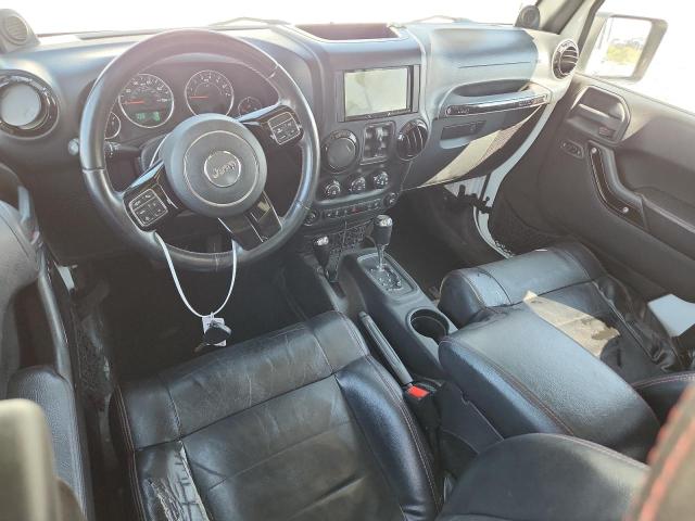 1C4BJWEG9CL271267 - 2012 JEEP WRANGLER U SAHARA WHITE photo 8