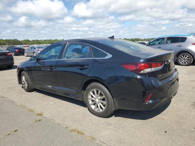 5NPE24AF4JH665532 - 2018 HYUNDAI SONATA SE Noir photo 2