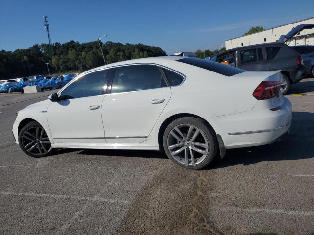 1VWDT7A36HC001655 - 2017 VOLKSWAGEN PASSAT R-LINE 白色 照片 2