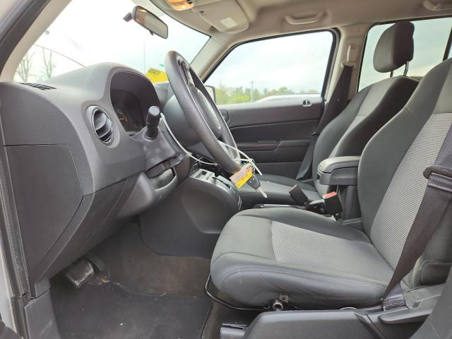 1C4NJPBA1ED537753 - 2014 JEEP PATRIOT SPORT SILVER photo 7