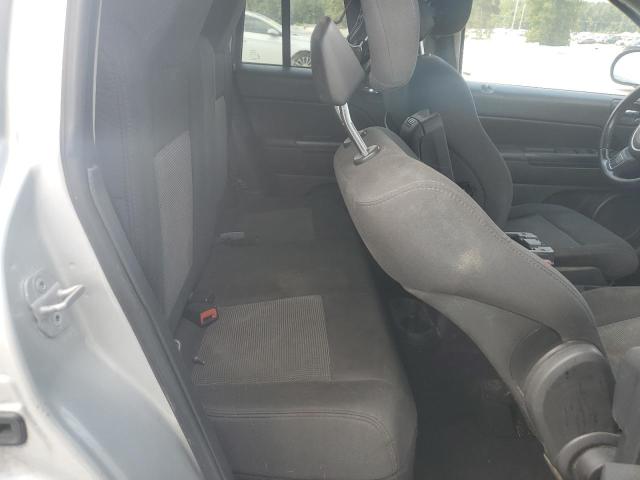 1J4NT1FB5BD138408 - 2011 JEEP COMPASS SPORT SILVER photo 11