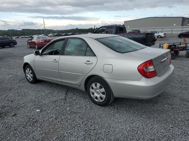 4T1BE32K84U878179 - 2004 TOYOTA CAMRY LE SILVER photo 2