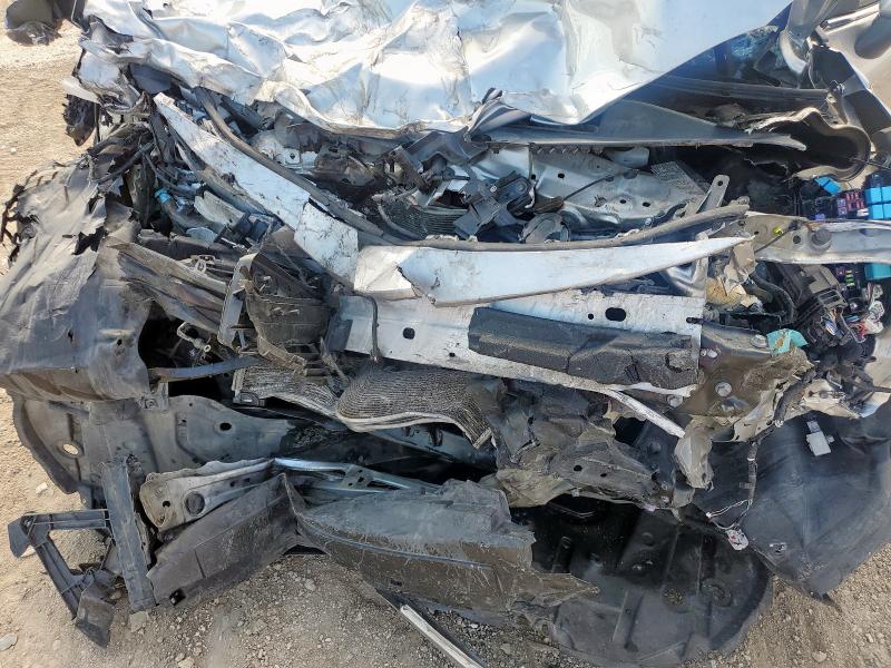 4T1C11AK2LU981490 - 2020 TOYOTA CAMRY LE SILVER photo 11