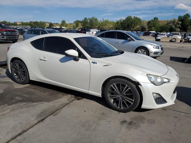 JF1ZNAA18D1726328 - 2013 TOYOTA SCION FR-S თეთრი ფოტო 4