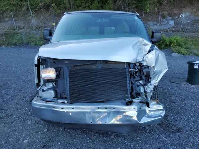 1GCSGAFX0C1161039 - 2012 CHEVROLET EXPRESS G1 SILVER photo 5