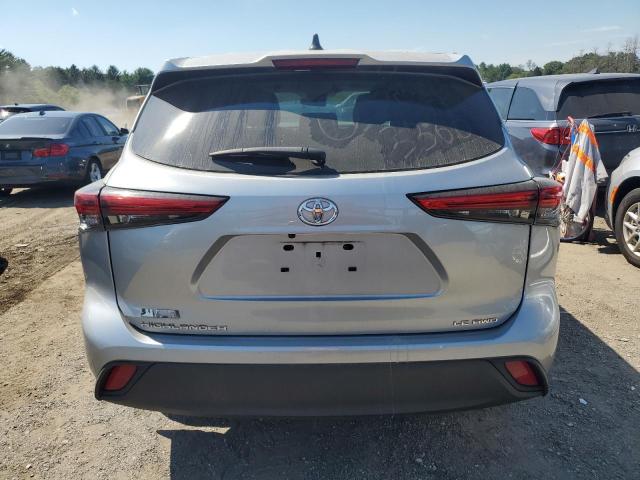 5TDBZRBH7NS228619 - 2022 TOYOTA HIGHLANDER L SILVER photo 6