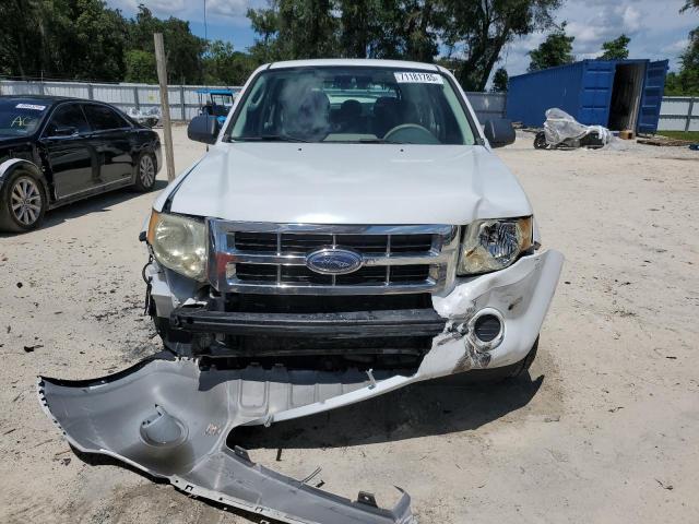 1FMCU02729KA38273 - 2009 FORD ESCAPE XLS WHITE photo 5
