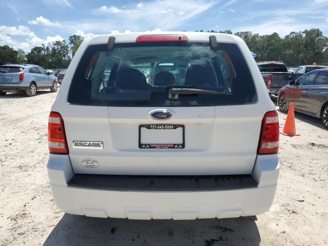 1FMCU02729KA38273 - 2009 FORD ESCAPE XLS WHITE photo 6