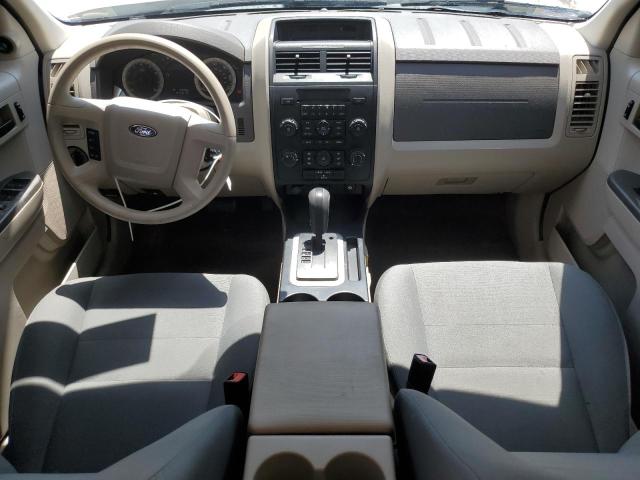 1FMCU02729KA38273 - 2009 FORD ESCAPE XLS WHITE photo 8