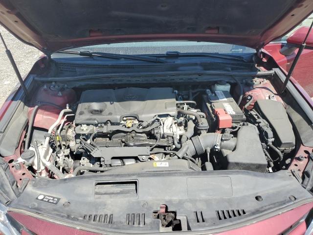 4T1B11HK3JU548355 - 2018 TOYOTA CAMRY L RED photo 11