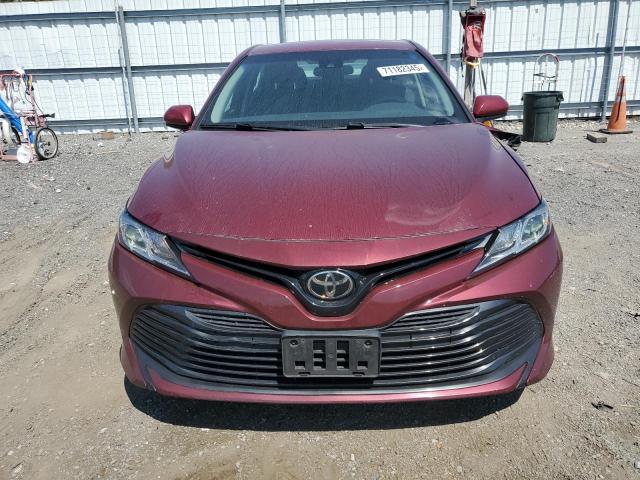 4T1B11HK3JU548355 - 2018 TOYOTA CAMRY L RED photo 5
