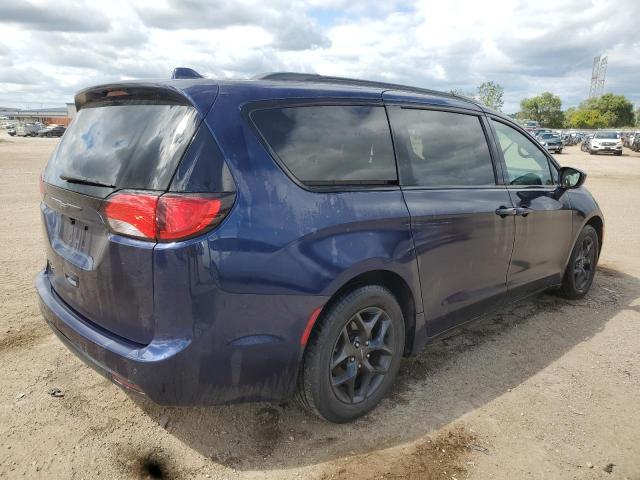 2C4RC1EG7JR322099 - 2018 CHRYSLER PACIFICA TOURING L PLUS BLUE photo 3