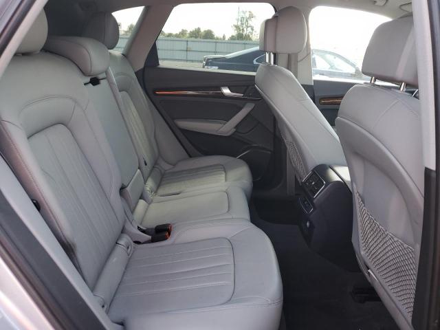 WA1BNAFY6J2061849 - 2018 AUDI Q5 PREMIUM PLUS SILVER photo 11